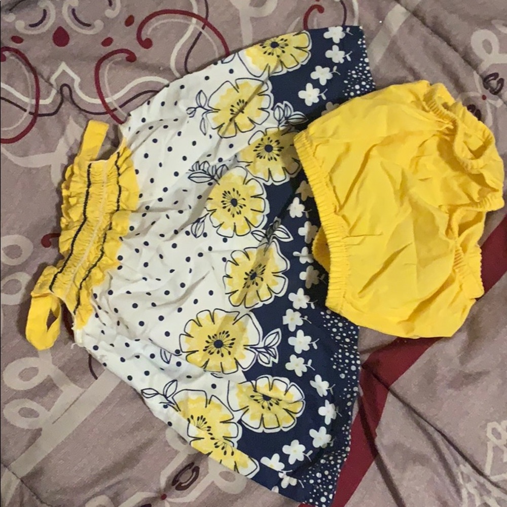 Infant girl shirt with shorts